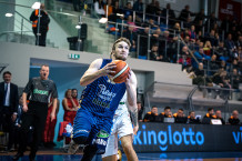 Jurbarko komandą papildė Justas Tamulis