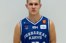 Jurbarkiečiai išlaikė 18-metį puolėją
