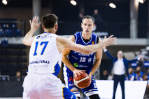 Atkaklų mūšį laimėjusi Jurbarko ekipa grįžo į pergalių kelią Alytuje